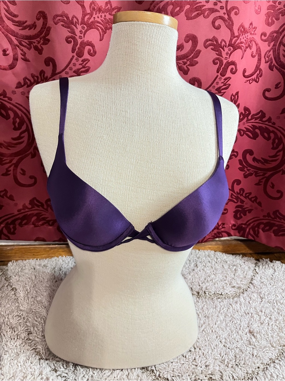 VINTAGE Victoria's Secret Purple bra